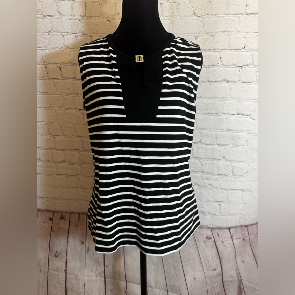 Black and white stripped Tommy Hilfiger sleeveless blouse size M
